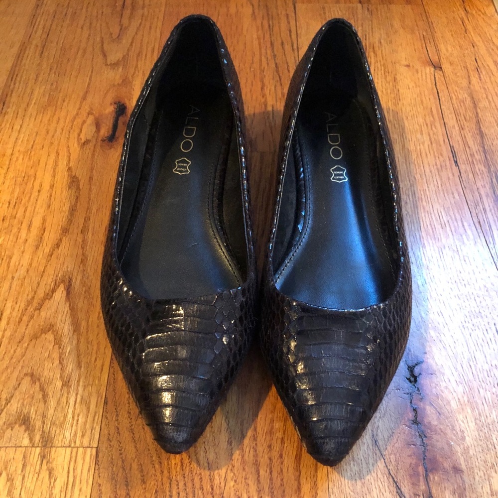 Brown Textured Aldo Flats with mini heel